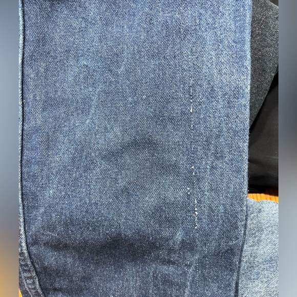2 pairs of wrangler jeans - Picture 7 of 7